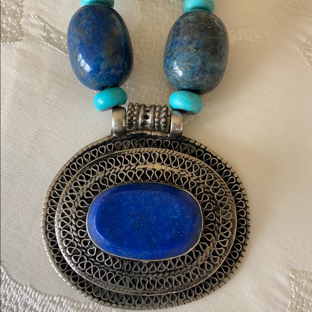 Precious stones necklace